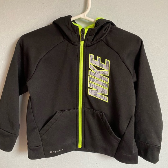 Baby boy Nike Dri-Fit sweater - Picture 2 of 8